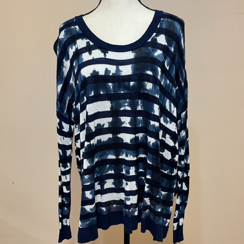 Lane Bryant Light Weight Sweater Water Color Striped Size 14/16